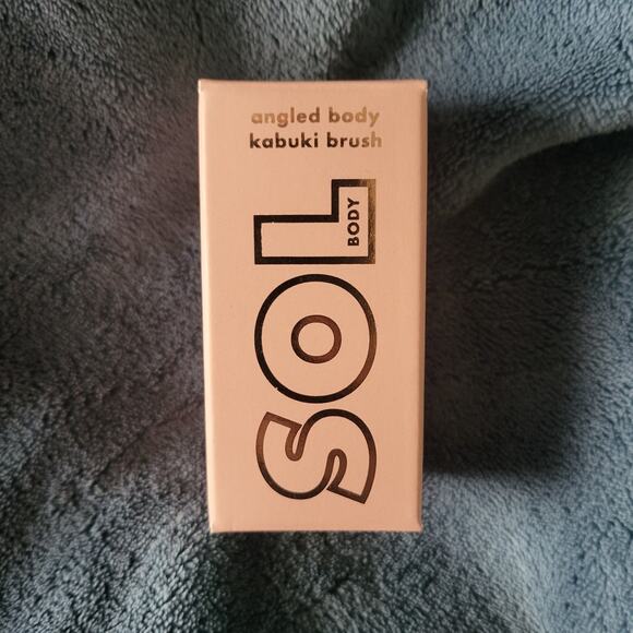 Coloourpop Sol Body Angled Body Kabuki Brush - NEW - Picture 2 of 3